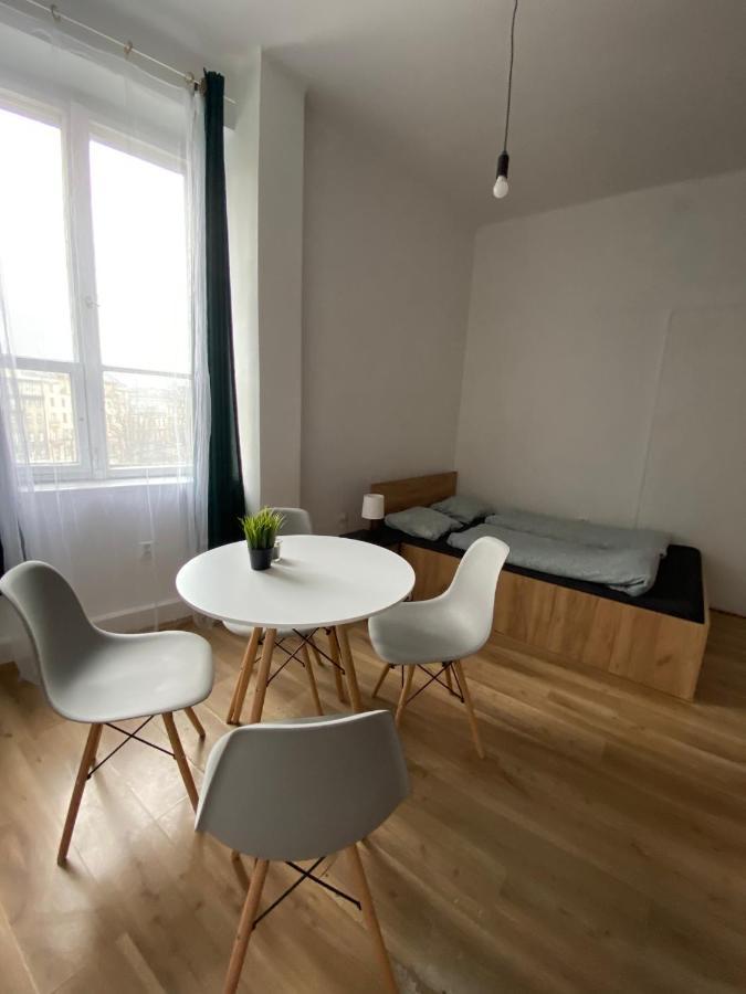 Cozy And Cheap Room In Old Town Kraków Værelse billede